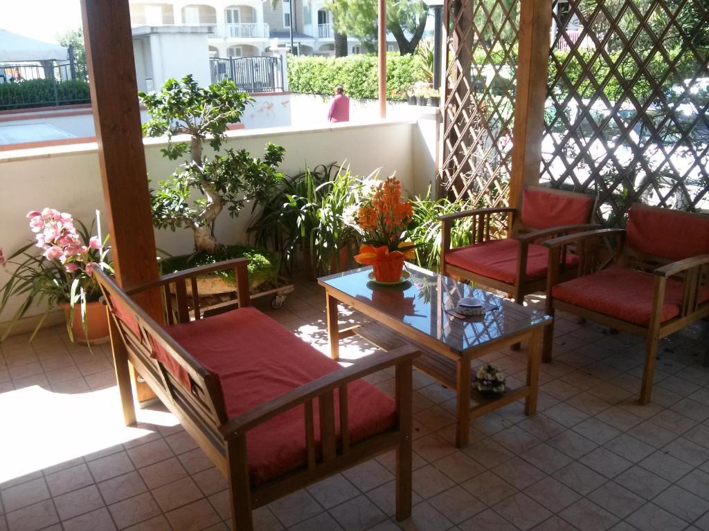 Hotel La Playa Σαν Μπενεντέτο ντελ Τρόντο Εξωτερικό φωτογραφία