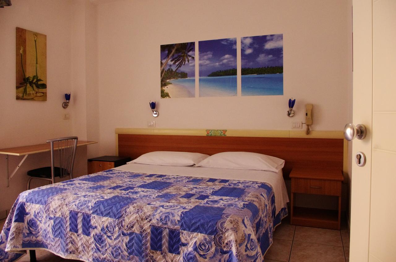 Hotel La Playa Σαν Μπενεντέτο ντελ Τρόντο Εξωτερικό φωτογραφία