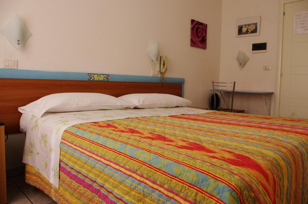Hotel La Playa Σαν Μπενεντέτο ντελ Τρόντο Εξωτερικό φωτογραφία