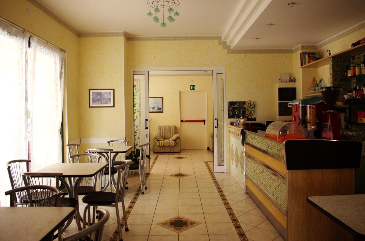 Hotel La Playa Σαν Μπενεντέτο ντελ Τρόντο Εξωτερικό φωτογραφία